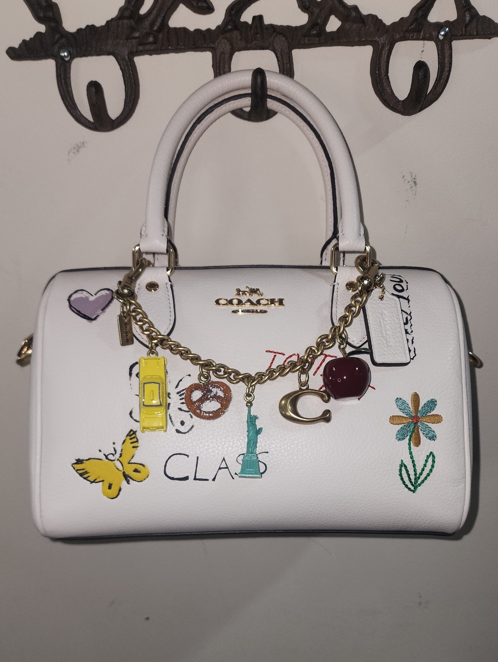 COACH White Pebbled Leather Rowan Sketch NYC Print Satchel Style CAK19 NEW - Picture 3 of 16